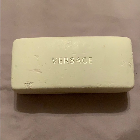 🟢 5/$20 Bundle: Yellow sunglasses - Picture 5 of 5